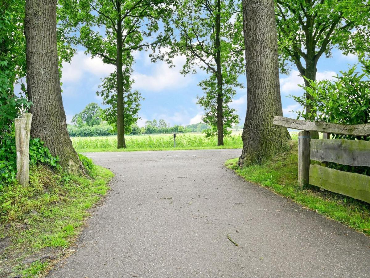 Holiday Home In Overijssel With Garden Reutum ภายนอก รูปภาพ