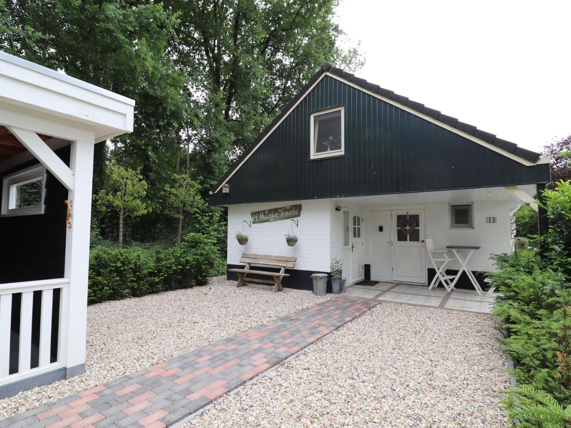 Holiday Home In Overijssel With Garden Reutum ภายนอก รูปภาพ